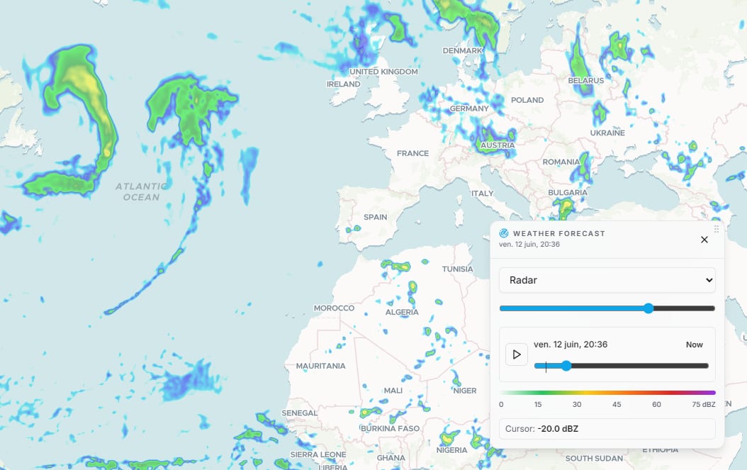 MapTiler weather radar precipitation layer over the Atlantic and Western Europe